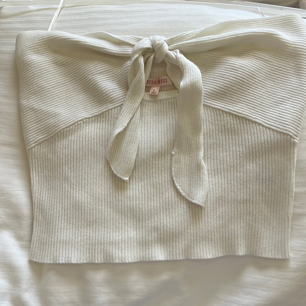Strapless top